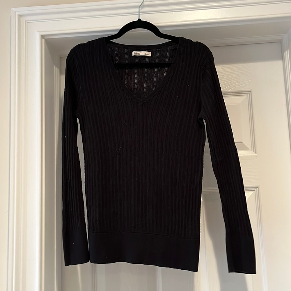 V neck sweater
